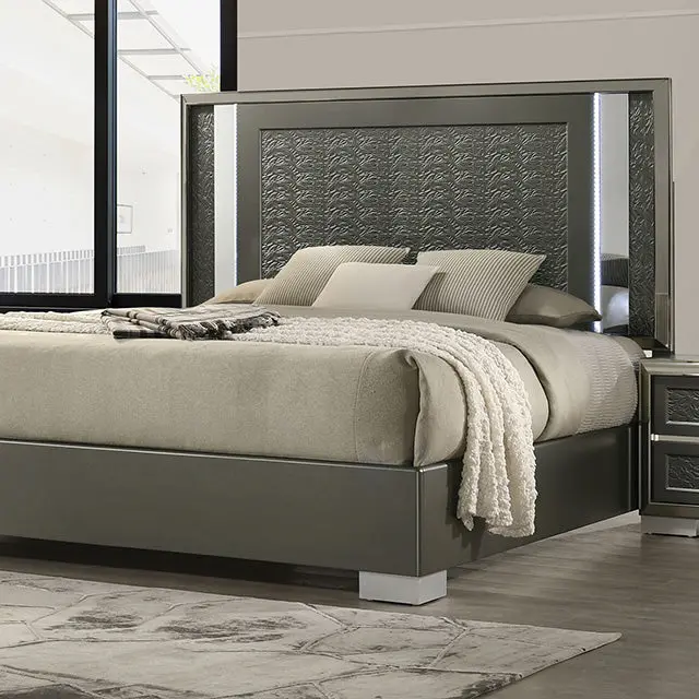 Leyland E.King & Queen Bed 1