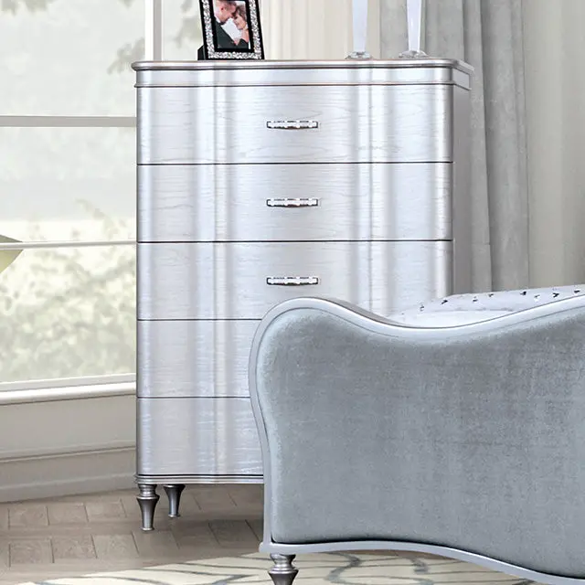 Melodi Parc Chest 1