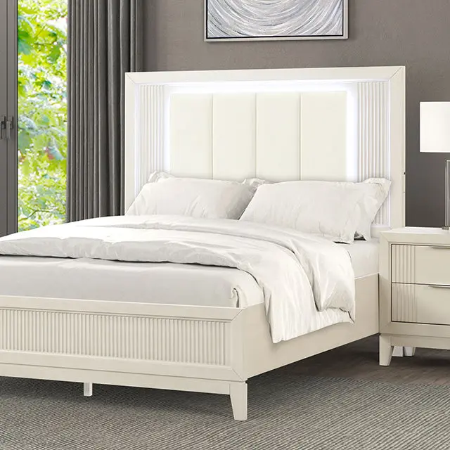 Isadore Queen Bedroom Set 1