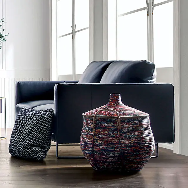 Mezzanotte Loveseat 1