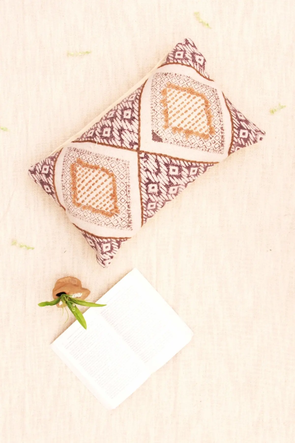 Kite - Lumbar Cushion Cover 1