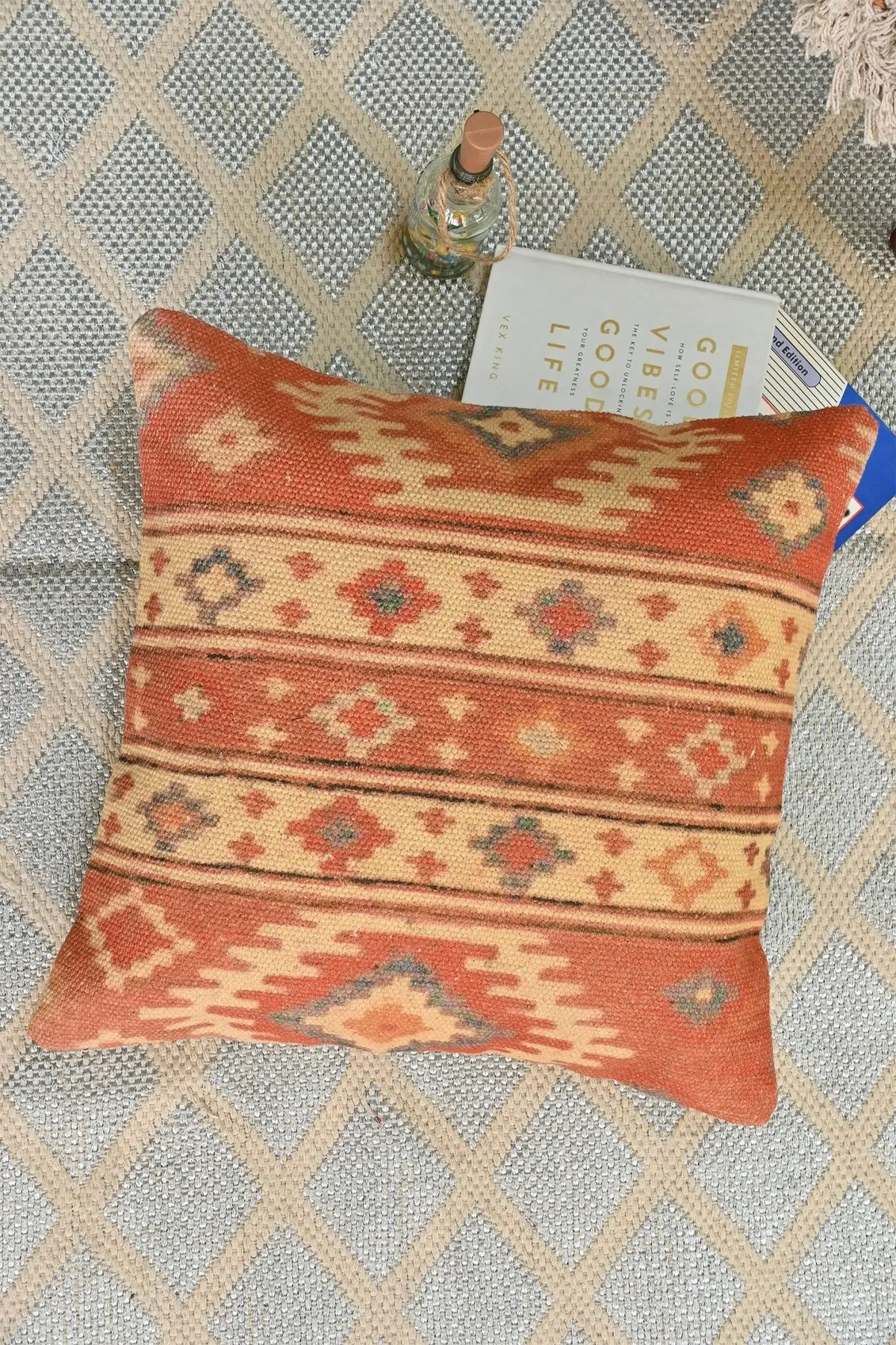 Labrar - Square Cushion Cover 1