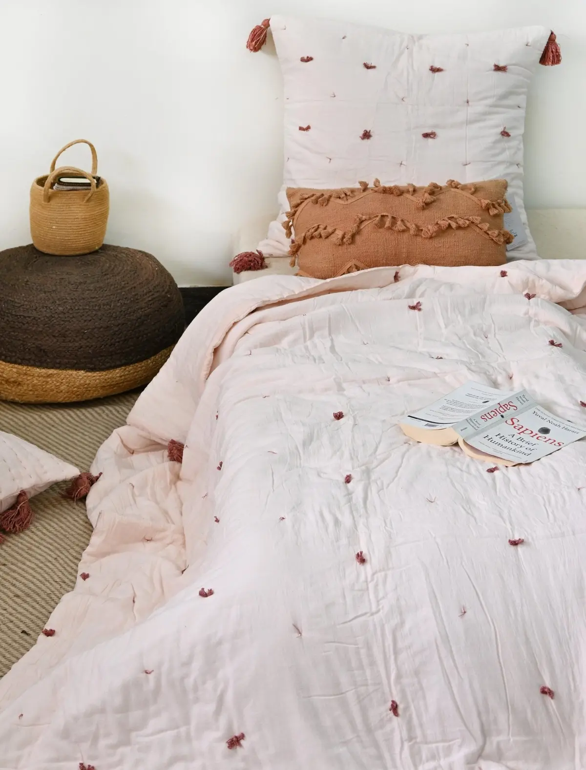 Maire  Quilt/Razai Set With Pillow Covers 1