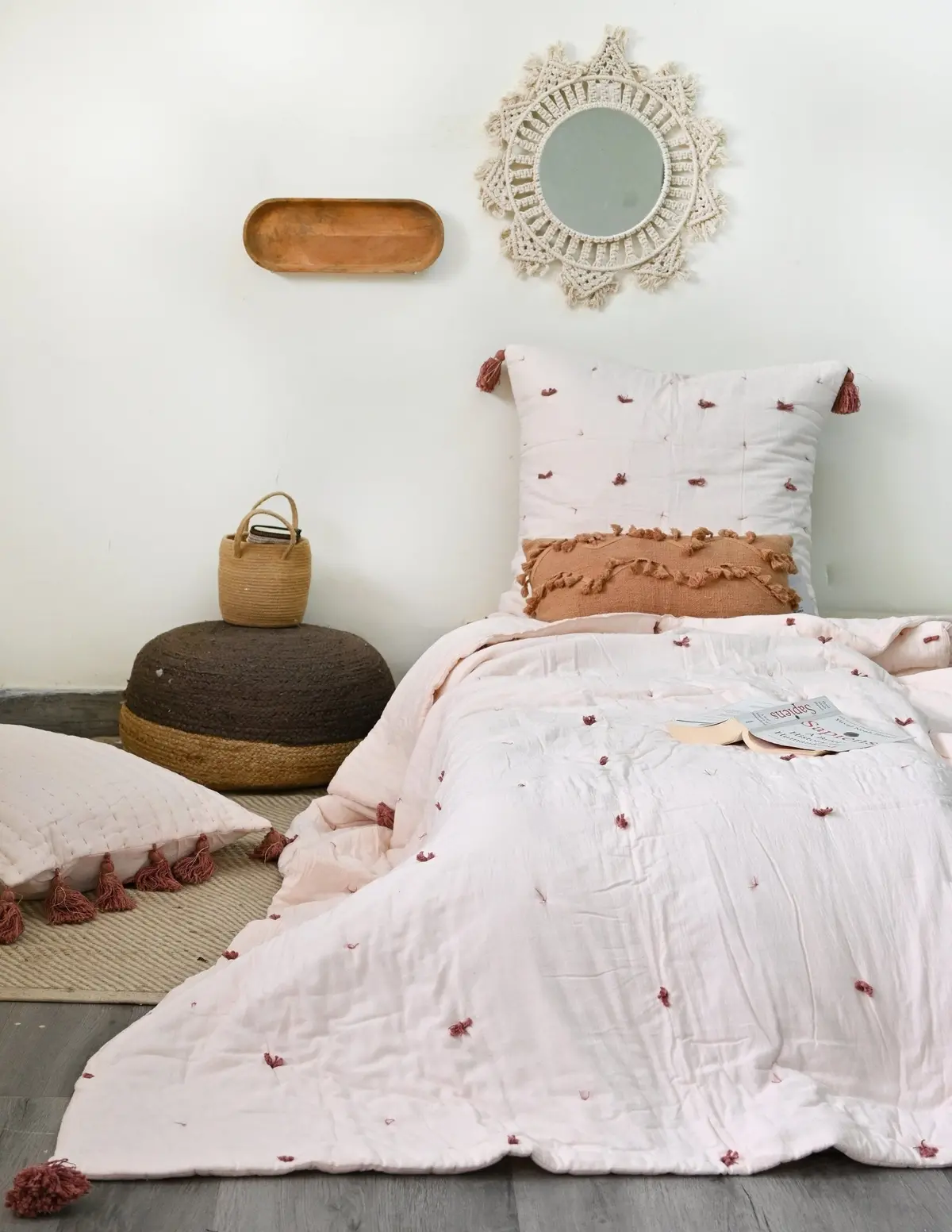 Maire Quilt/Razai Set With Pillow Covers 2