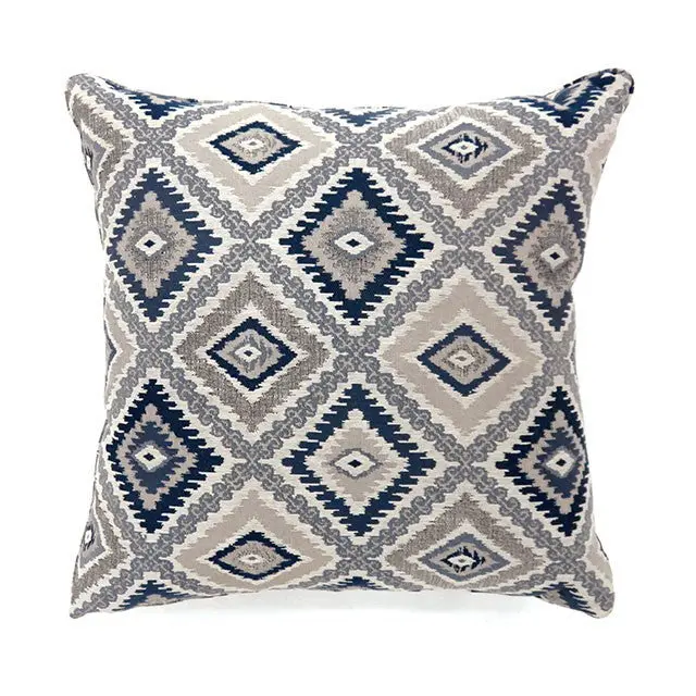 Deamund Pillow (2/Box) 1