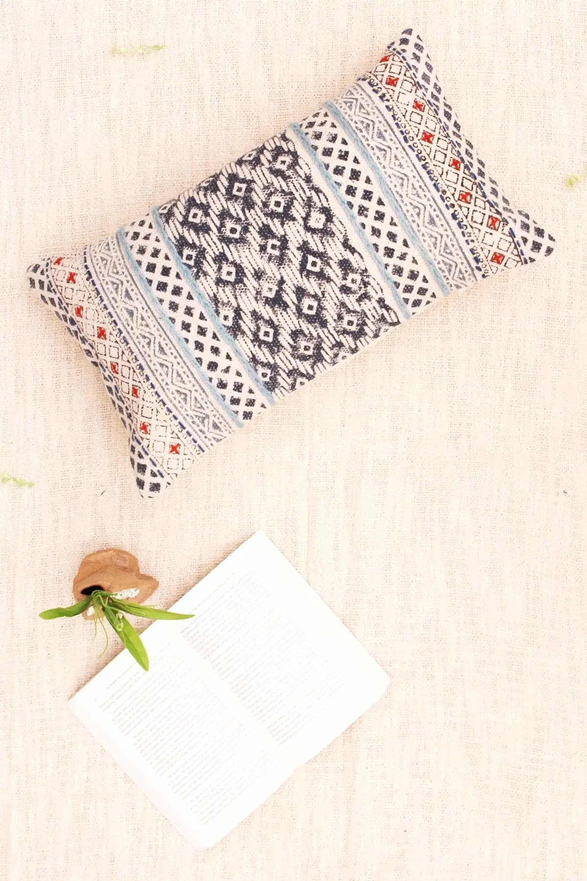 Rustic - Lumbar Cushion Cover 1