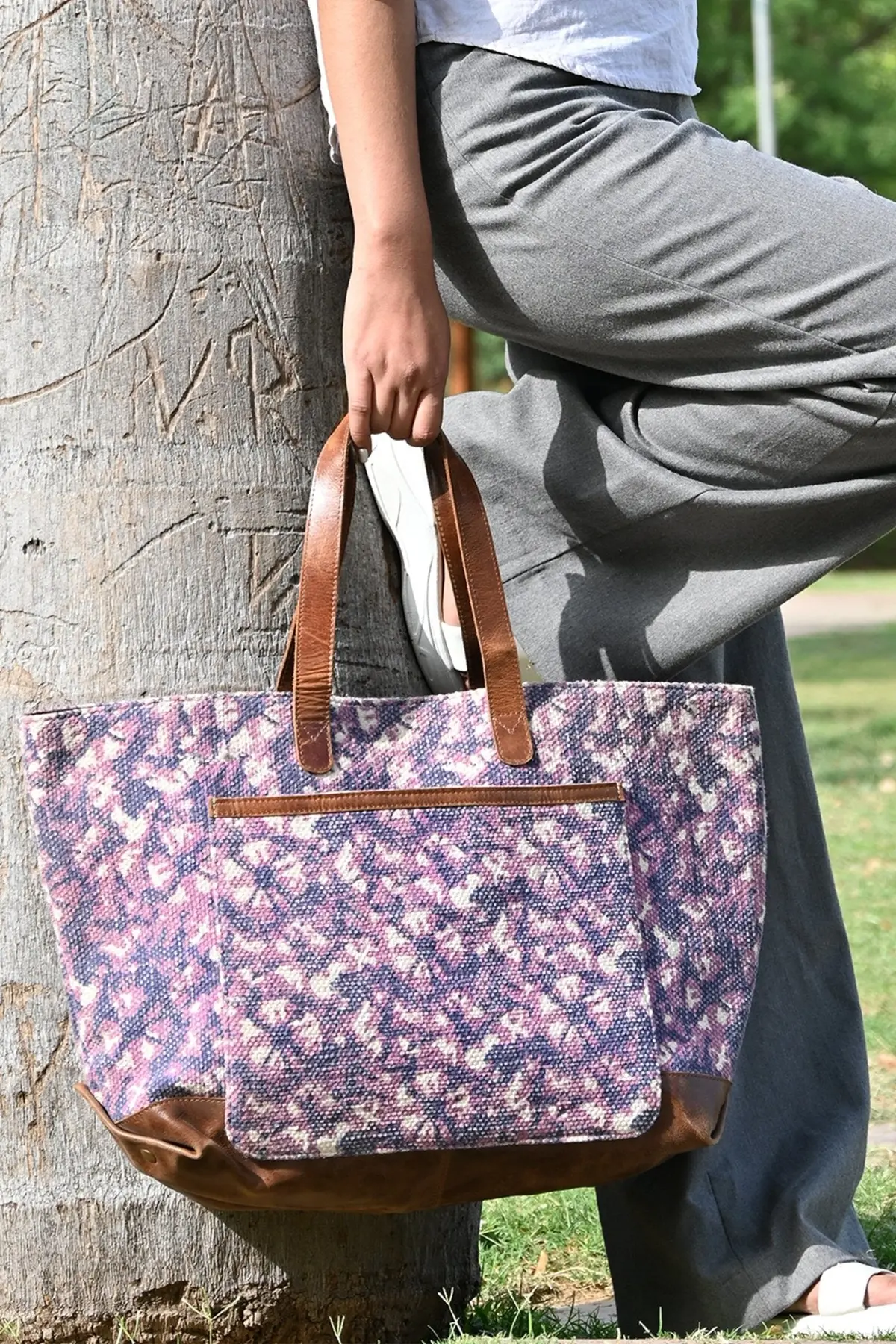 Serene  -  Printed  Bag 1