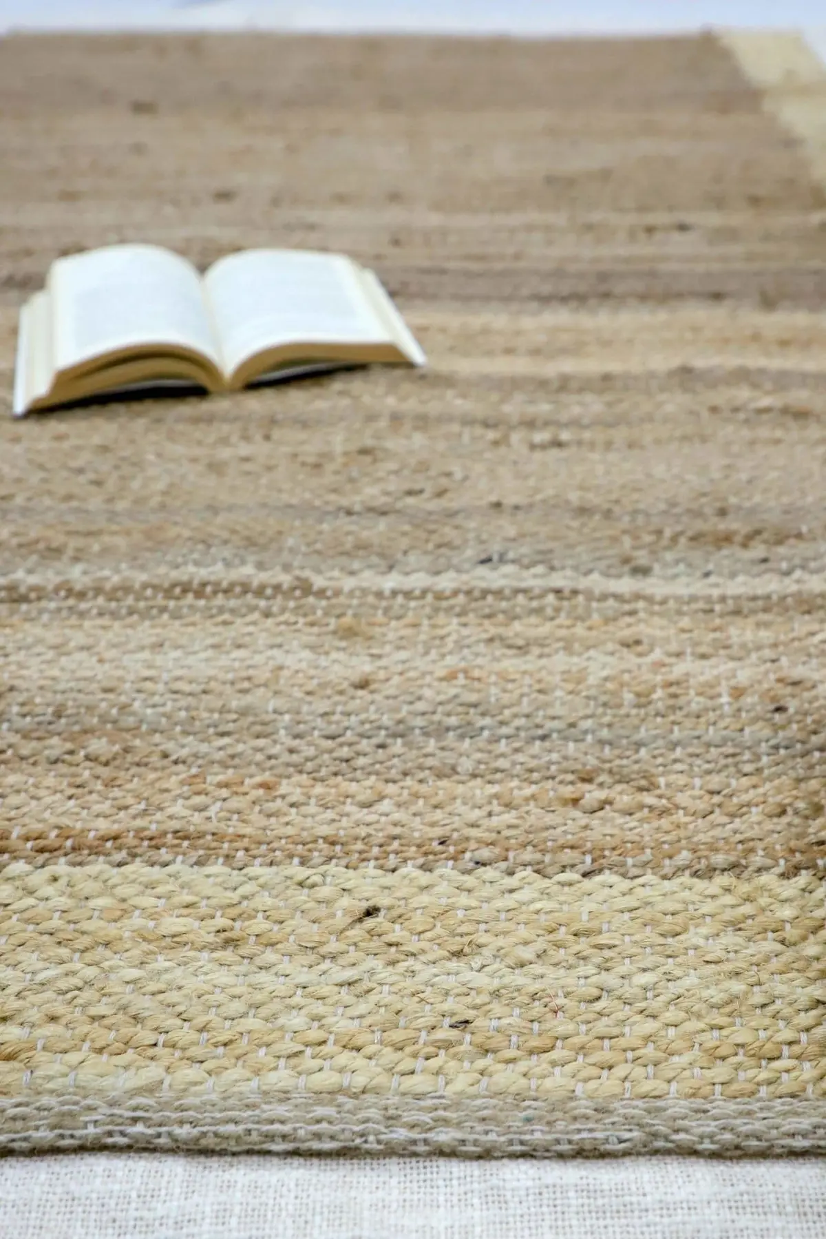 Sluber - Handwoven Rug 2